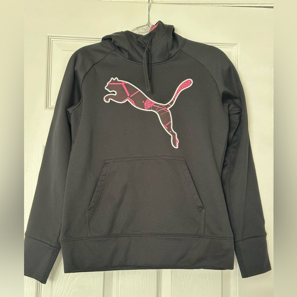 Puma Men's Black and Pink Logo Hoodie